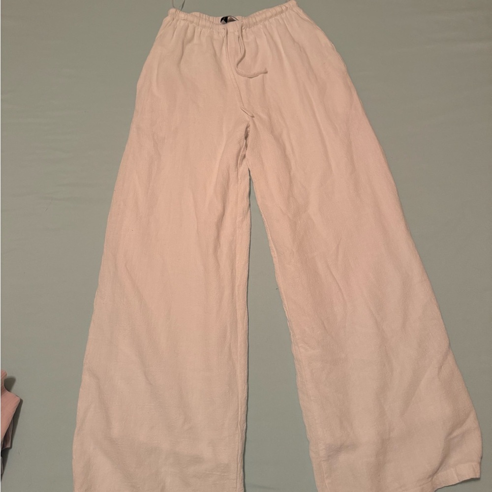 White linen pants